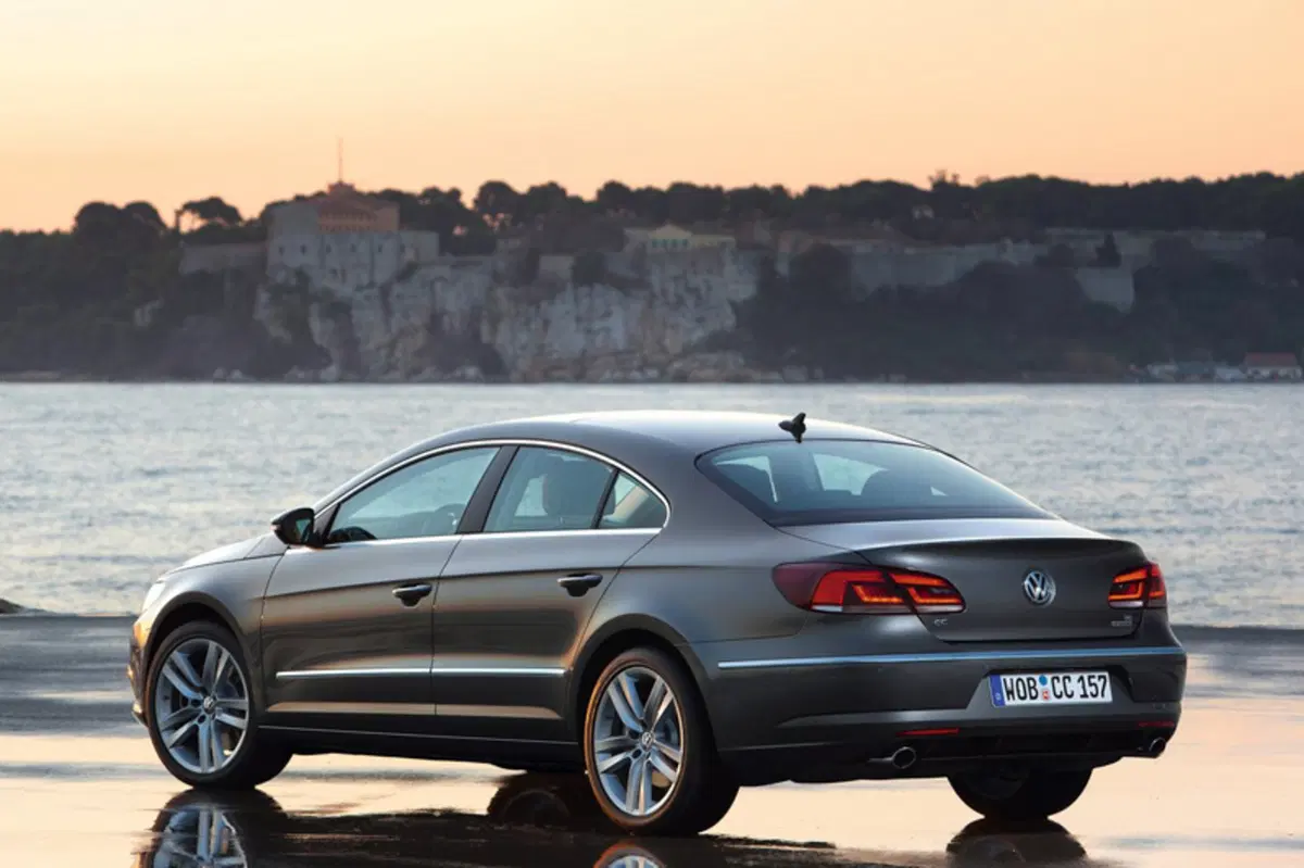 Volkswagen CC 1.4 TSI DSG BlueMotion Technology (20)