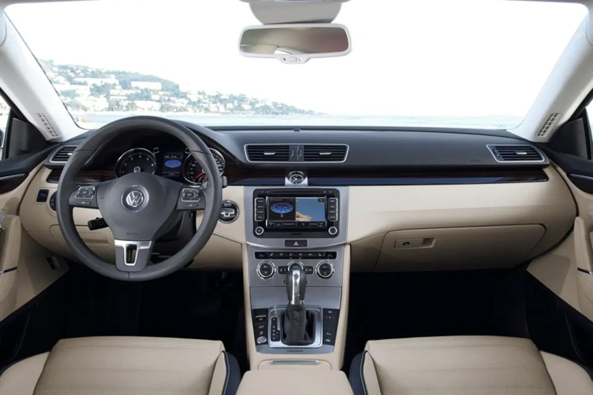 Volkswagen CC 1.4 TSI DSG BlueMotion Technology (27)