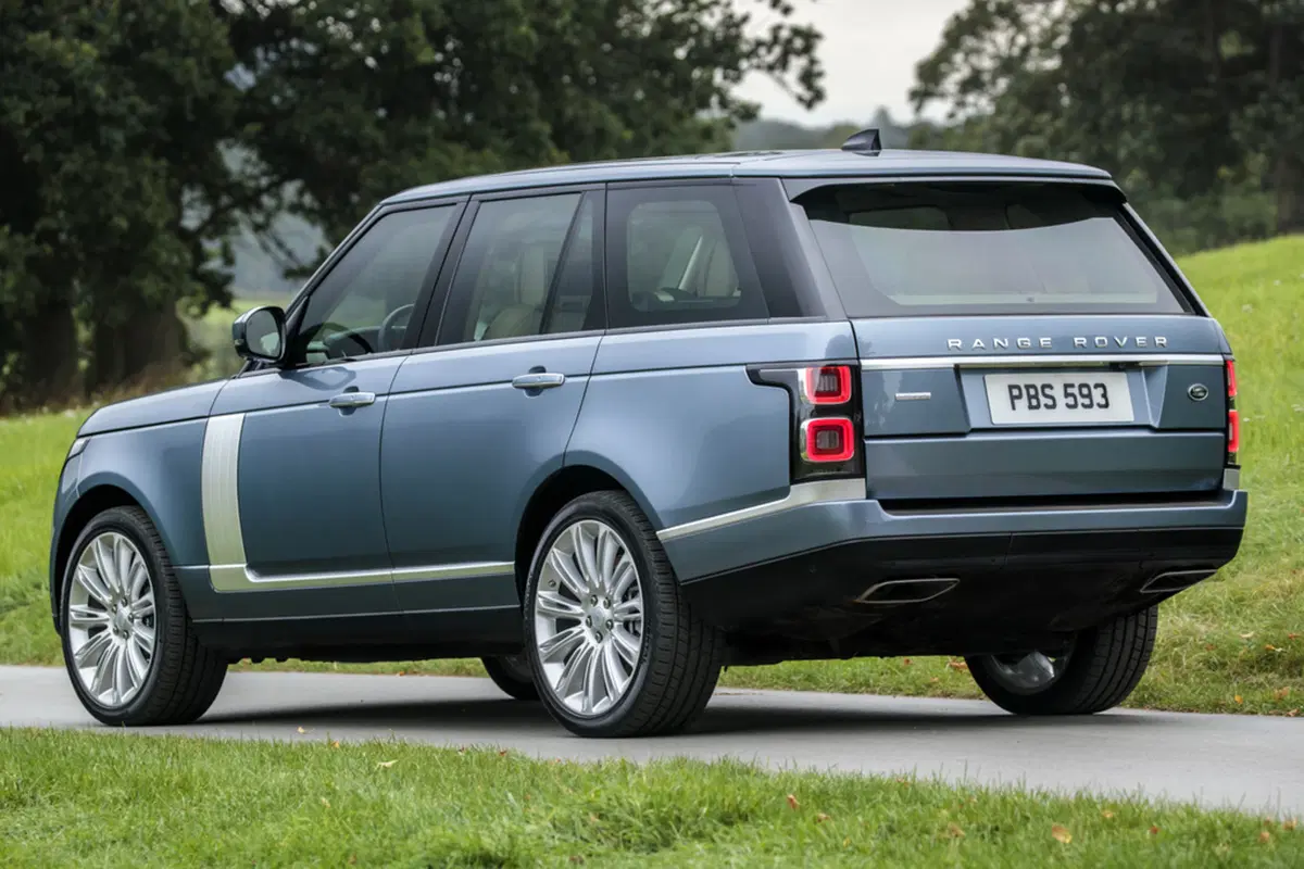 Range Rover: arriva la ibrida plug-in P400e  (13)