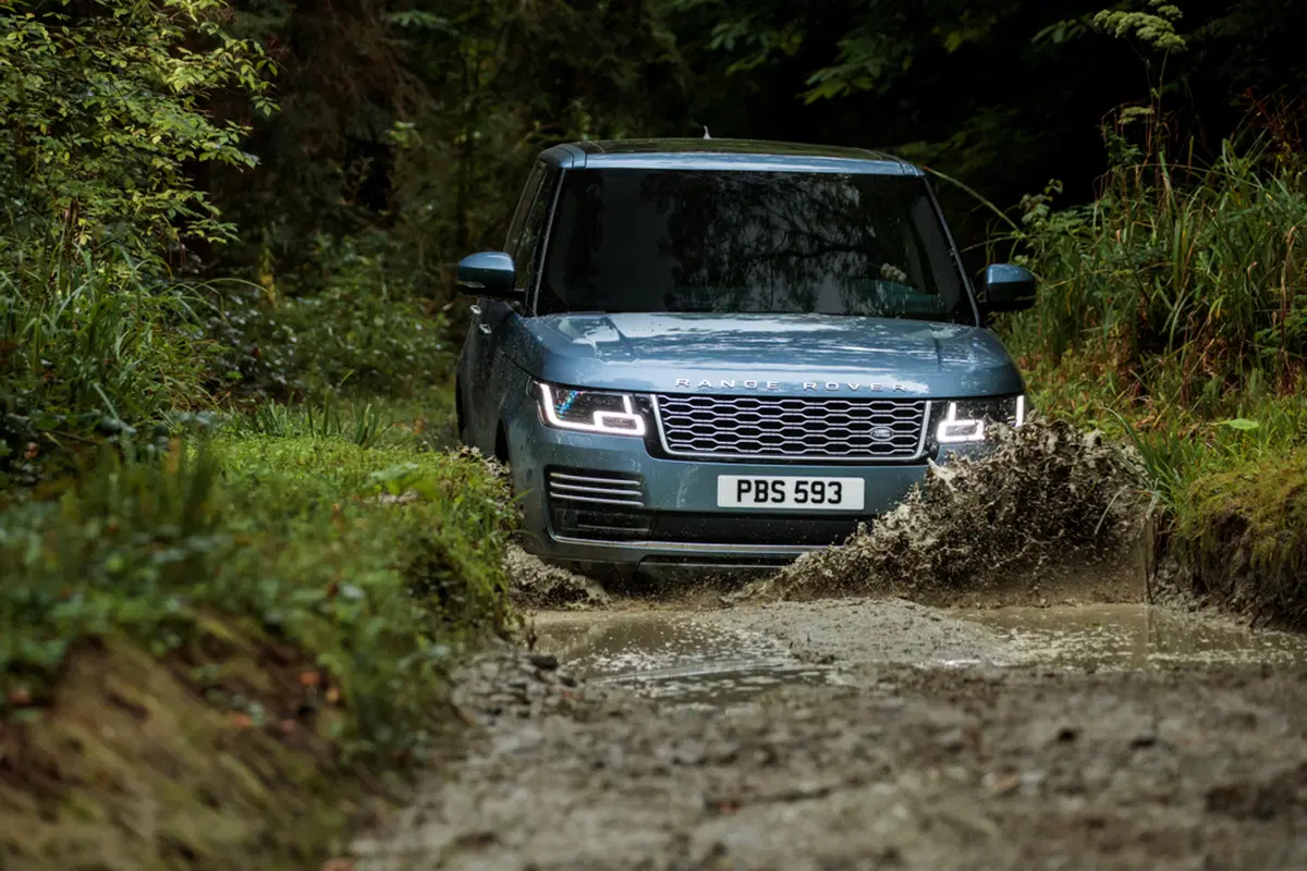 Range Rover: arriva la ibrida plug-in P400e  (26)