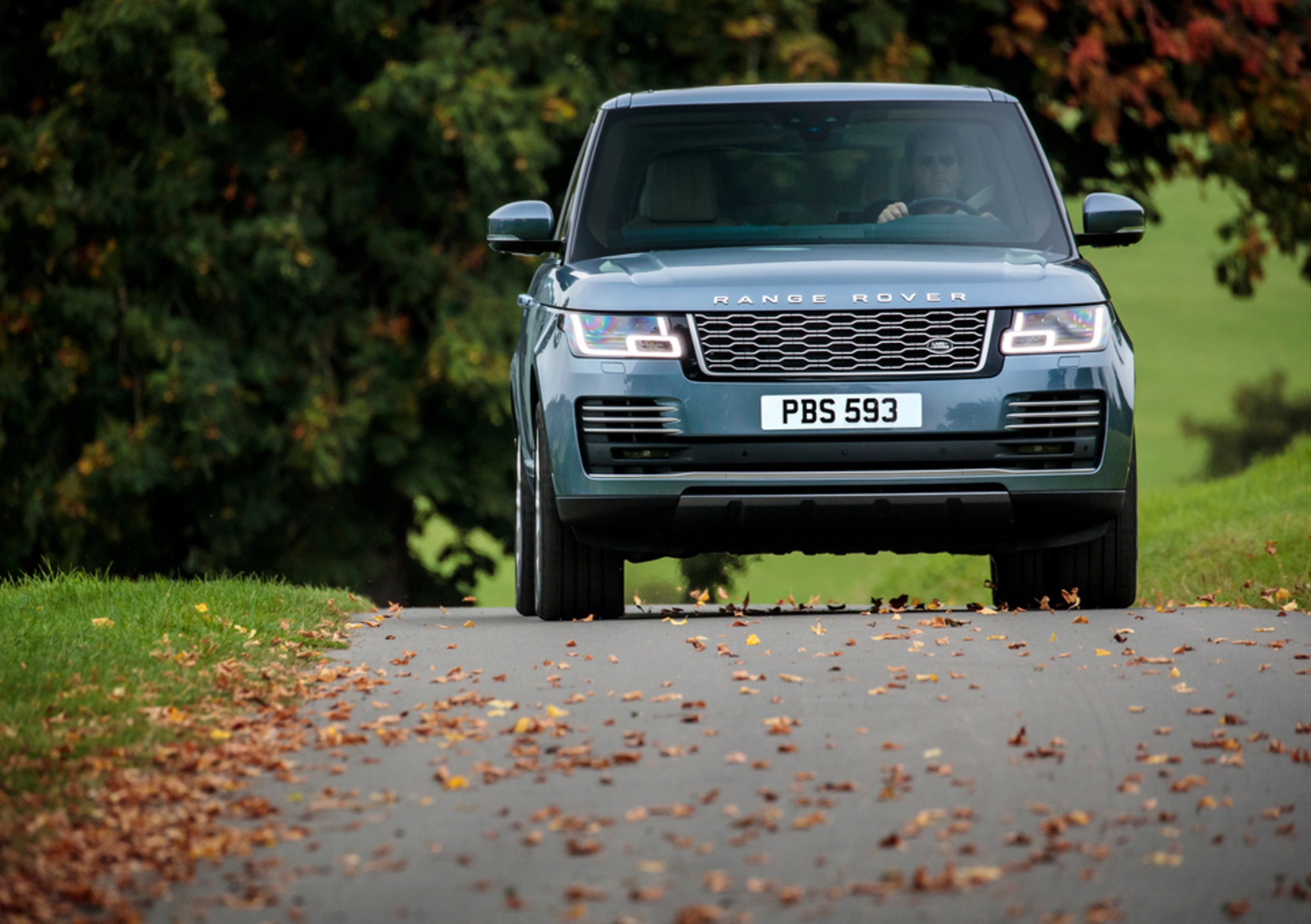 Range Rover: arriva la ibrida plug-in P400e 