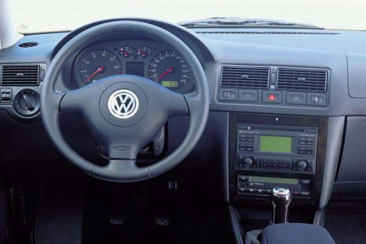 Volkswagen Golf (1997-04) (5)