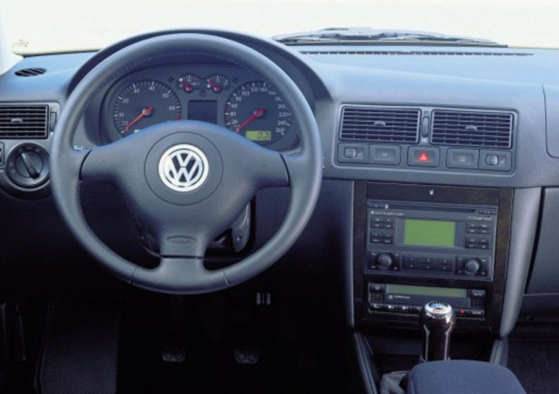 Volkswagen Golf (1997-04) (5)