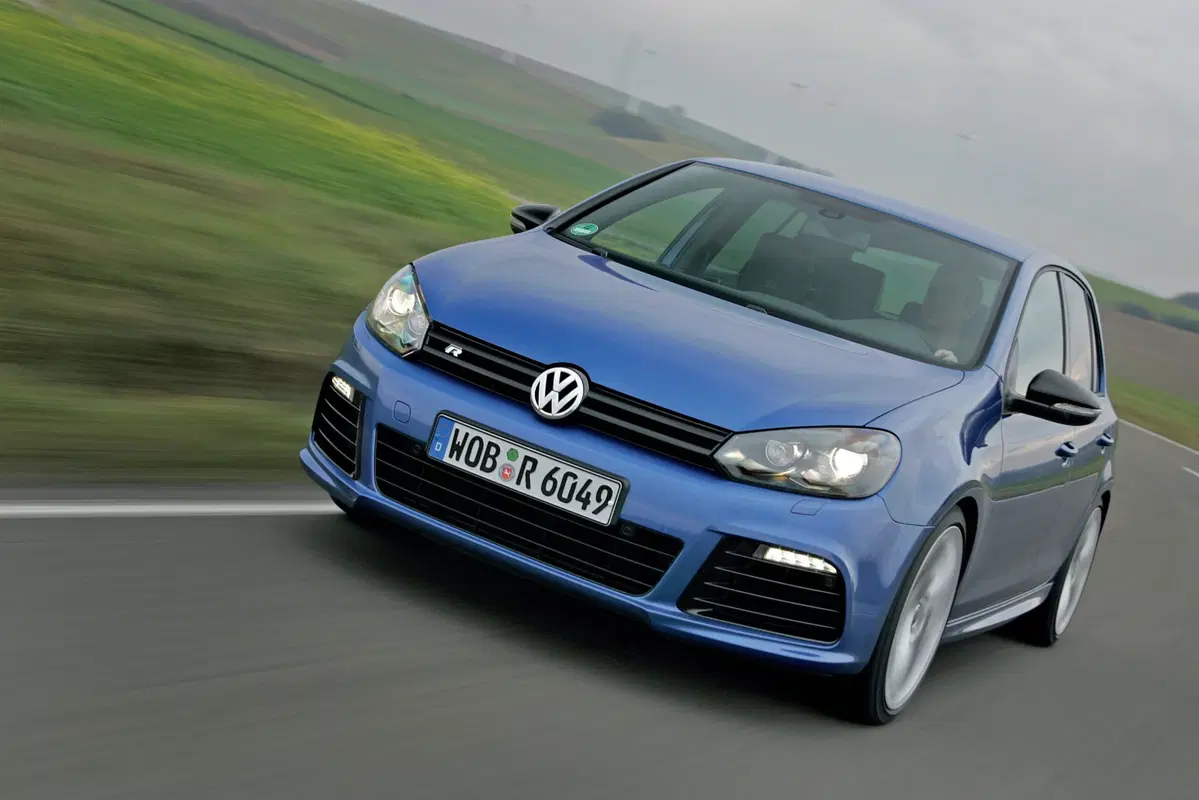 Volkswagen Golf 2.0 TSI 3p. GTI (20)