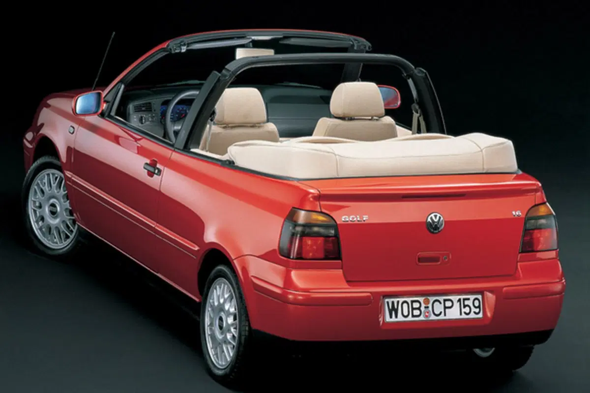 Volkswagen Golf Cabrio 1.9 TDI/90 CV Highline (4)