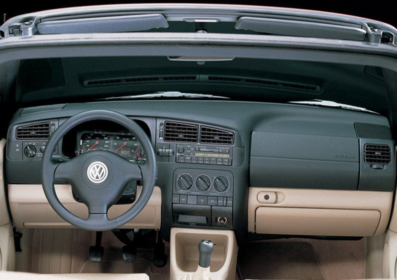 Volkswagen Golf Cabrio (1998-02) (9)