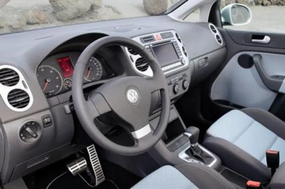 Volkswagen Golf Plus (2005-09) (8)