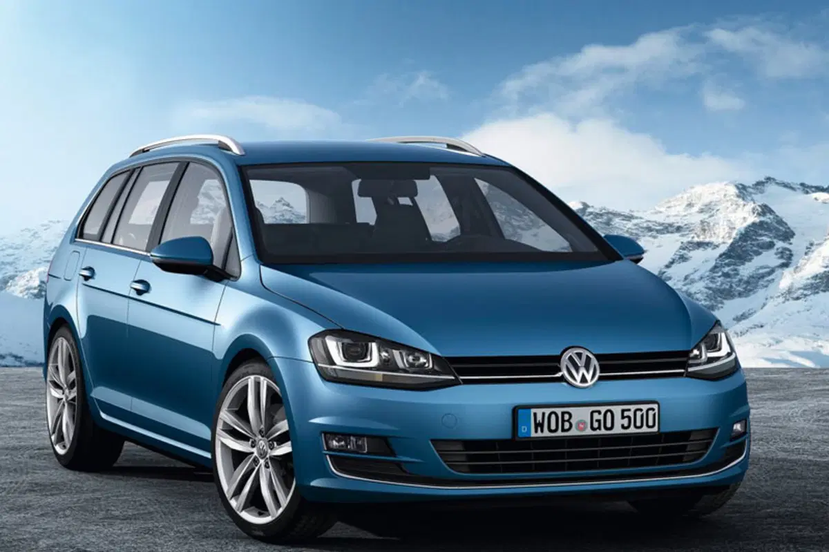 Volkswagen Golf Variant 1.6 TDI 105 CV DSG Comfortline BlueMotion Tech. (3)