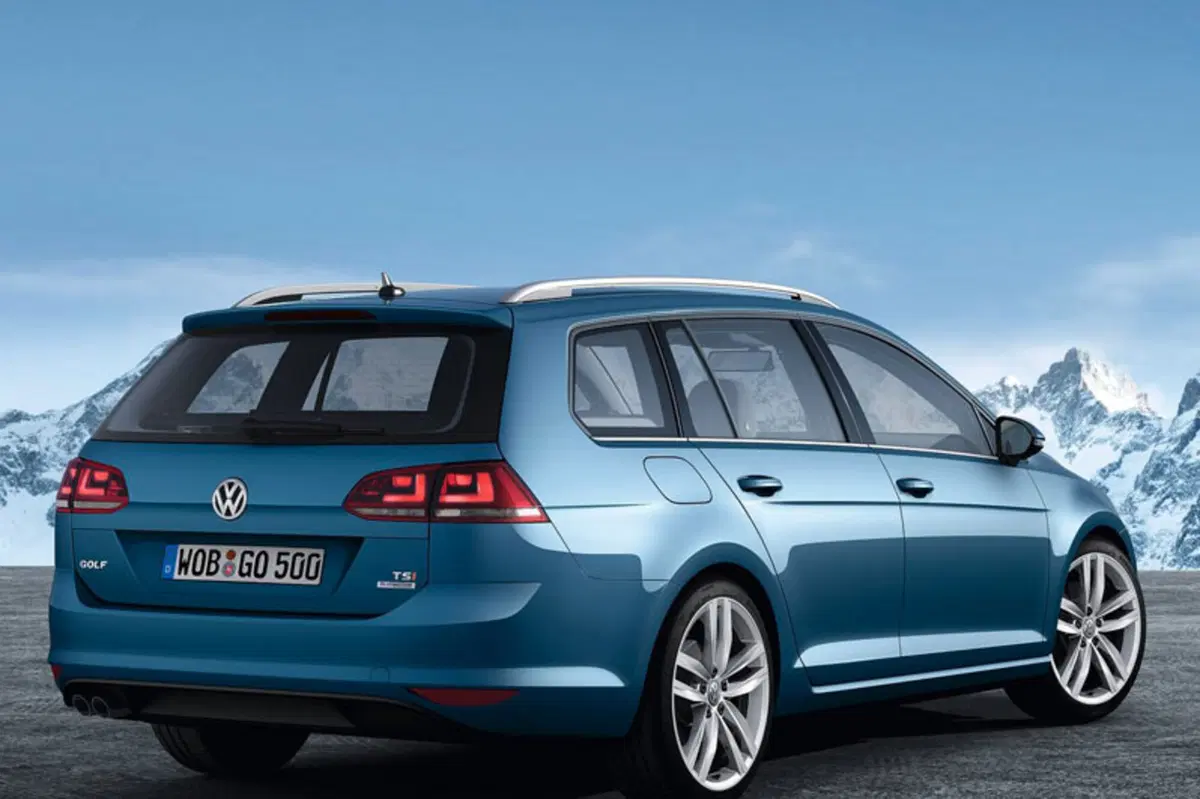 Volkswagen Golf Variant 1.6 TDI 105 CV DSG Comfortline BlueMotion Tech. (5)