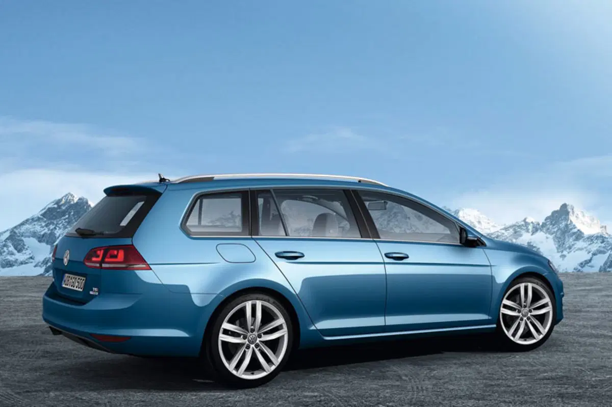 Volkswagen Golf Variant 1.6 TDI 105 CV DSG Comfortline BlueMotion Tech. (23)