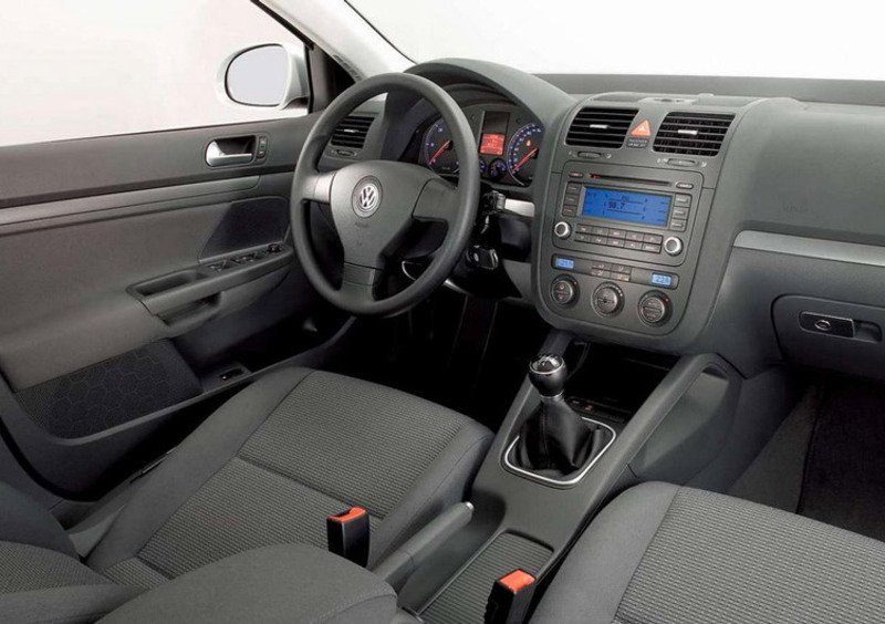 Volkswagen Jetta (2005-10) (5)