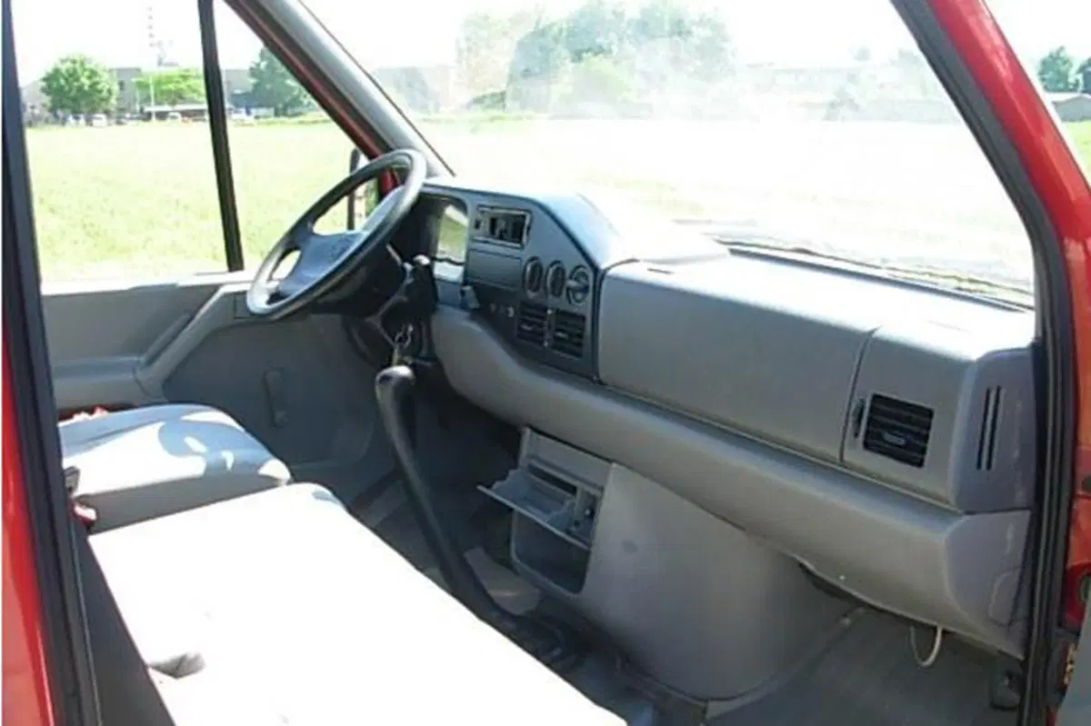 Volkswagen Veicoli Commerciali LT Furgone (1996-06) (5)
