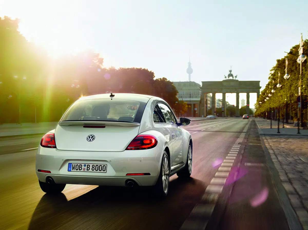 Volkswagen Maggiolino 1.2 TSI Design (6)