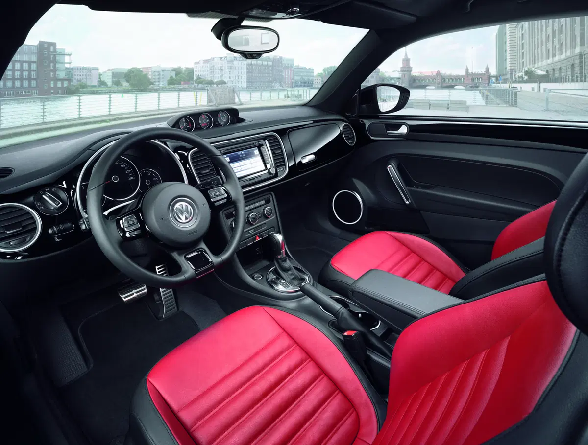 Volkswagen Maggiolino 1.2 TSI Design (10)