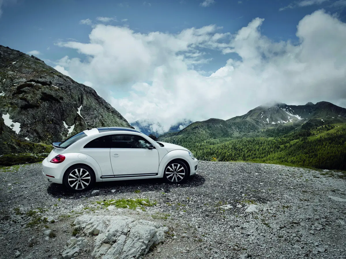 Volkswagen Maggiolino 1.2 TSI Design (13)