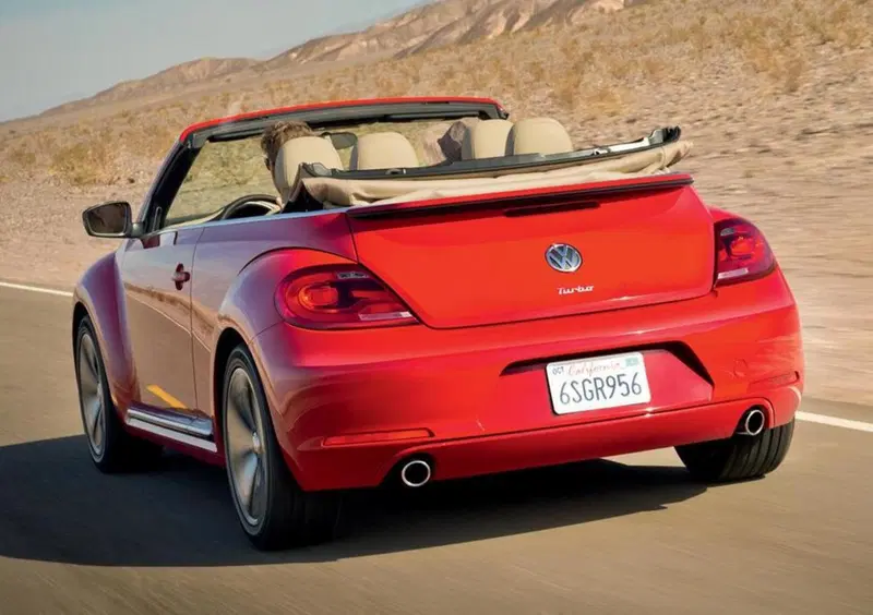 Volkswagen Maggiolino Cabrio (2012-19) (5)
