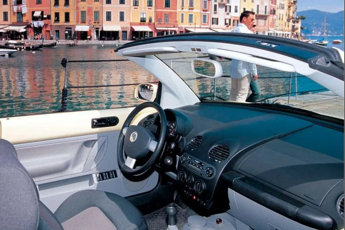 Volkswagen New Beetle Cabrio (2003-11) (7)