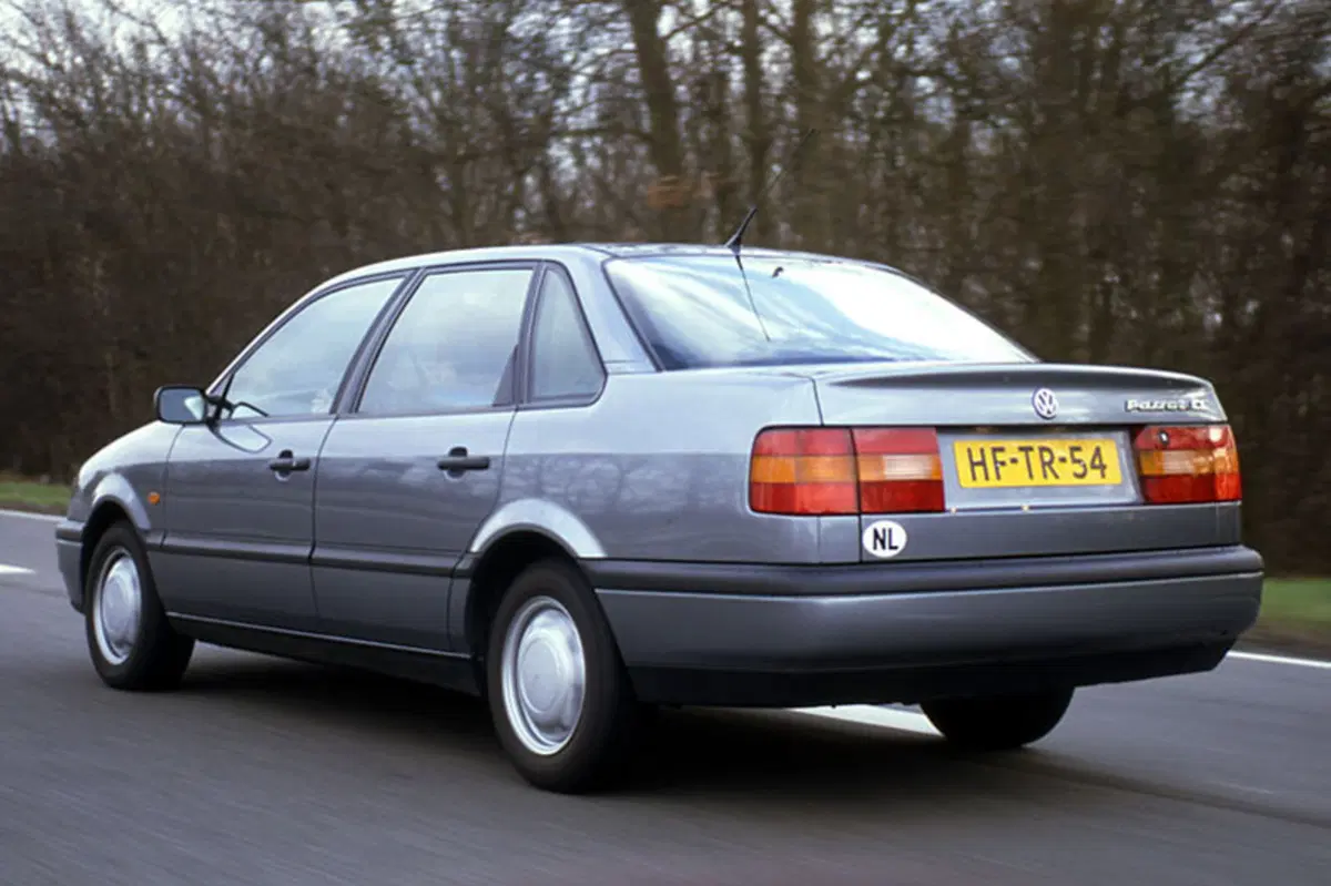 Volkswagen Passat (1977-96) (2)