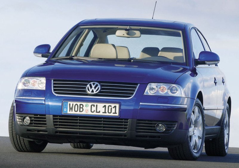 Volkswagen Passat (1996-05) (4)