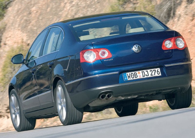Volkswagen Passat (2005-10) (2)