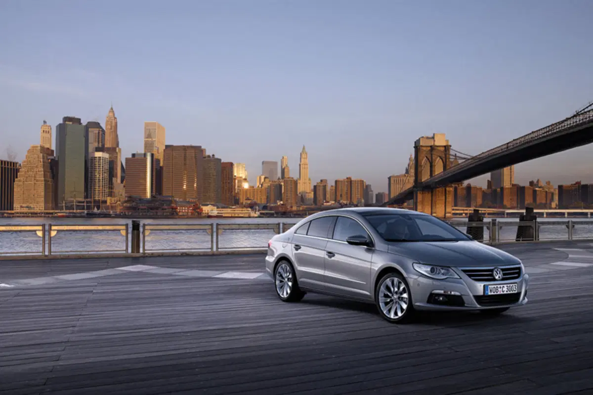 Volkswagen Passat CC (2008-12) (6)