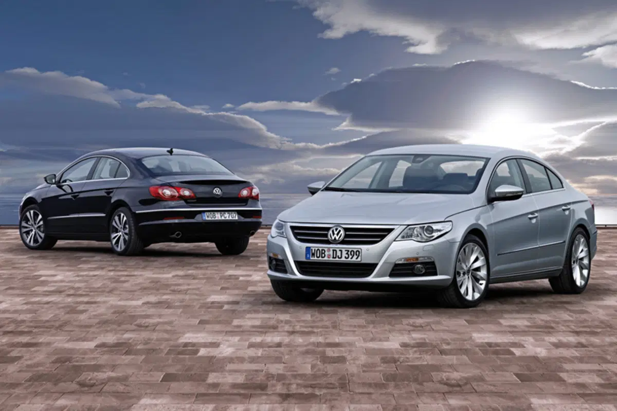 Volkswagen Passat CC (2008-12) (7)