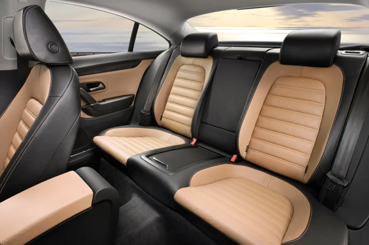 Volkswagen Passat CC (2008-12) (15)