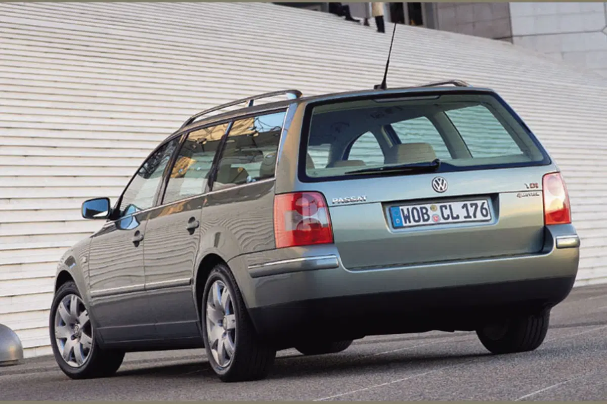 Volkswagen Passat Variant (1997-06) (2)