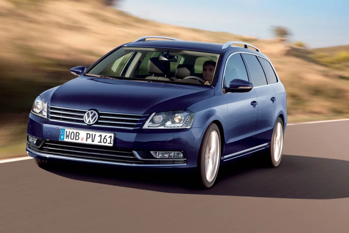 Volkswagen Passat Variant (2010-14) (2)