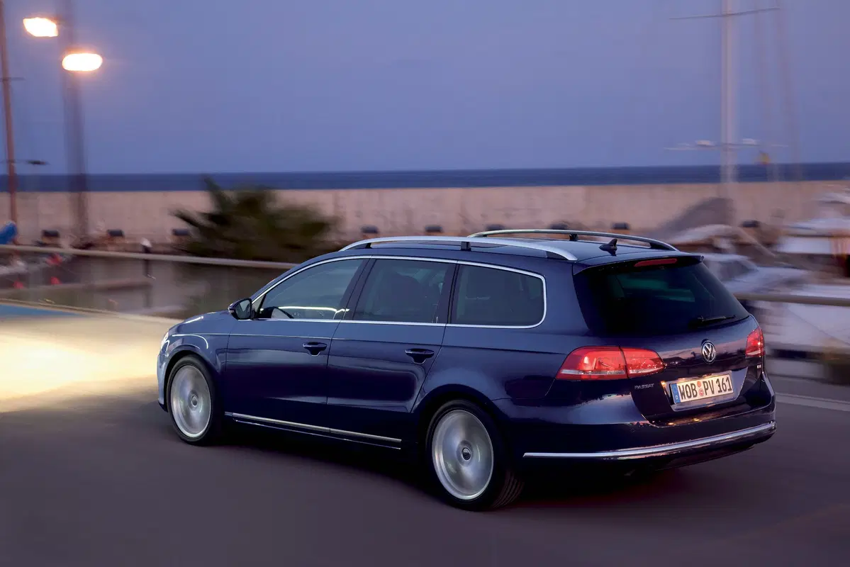 Volkswagen Passat Variant (2010-14) (6)