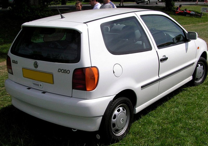 Volkswagen Polo (1994-01) (3)