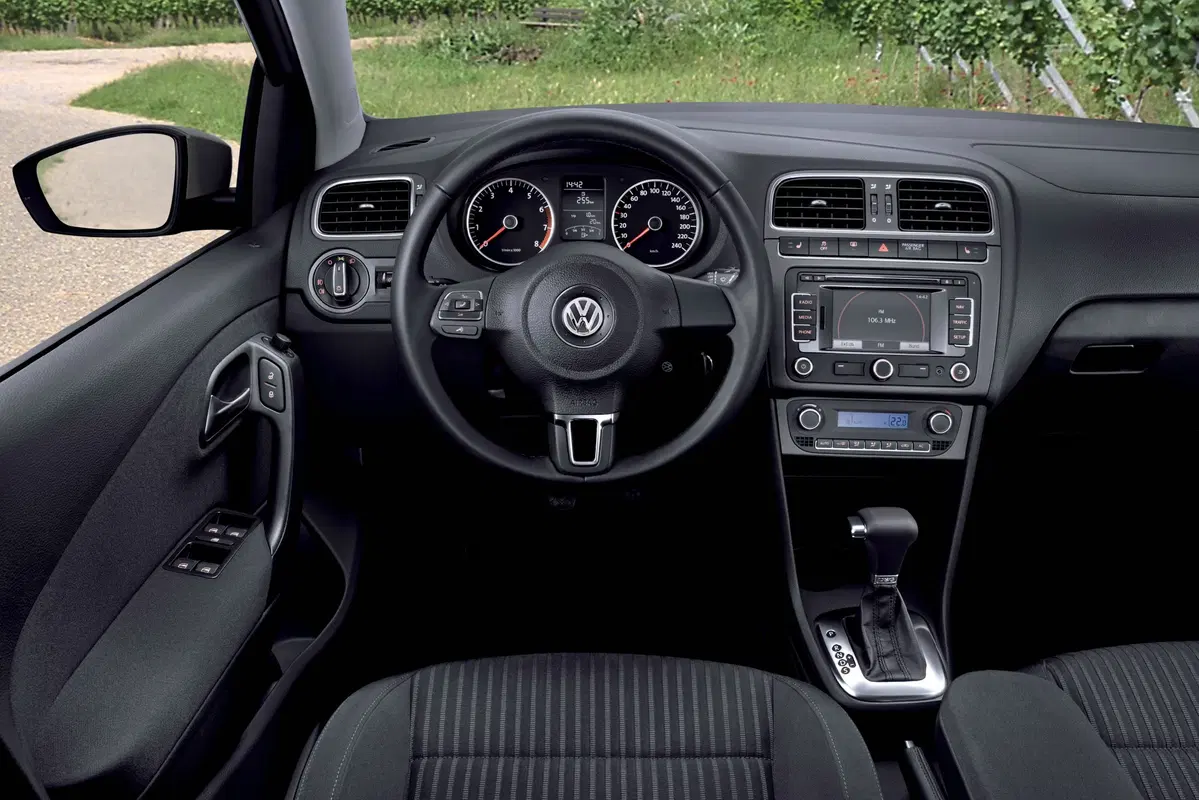 Volkswagen Polo 1.4 3 porte Comfortline BiFuel (28)