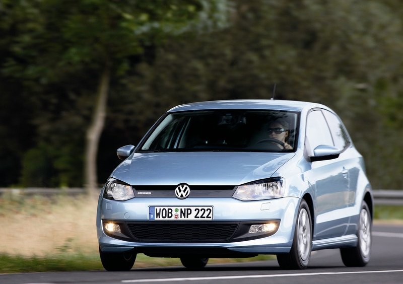Volkswagen Polo (2009-18) (51)