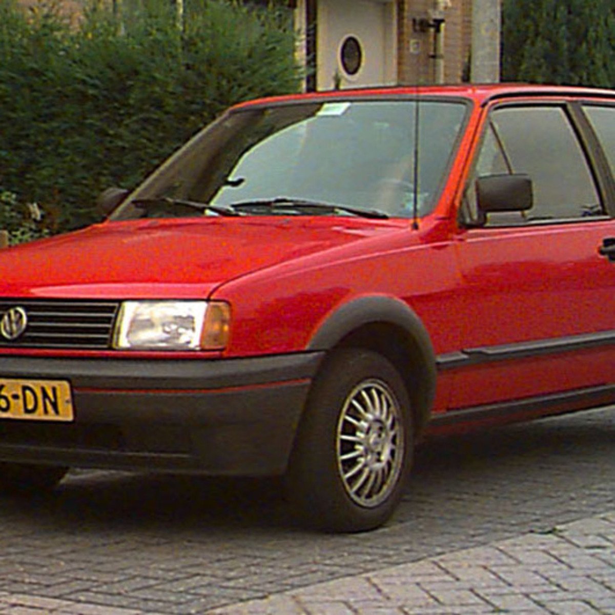 Volkswagen Polo Coup&eacute;