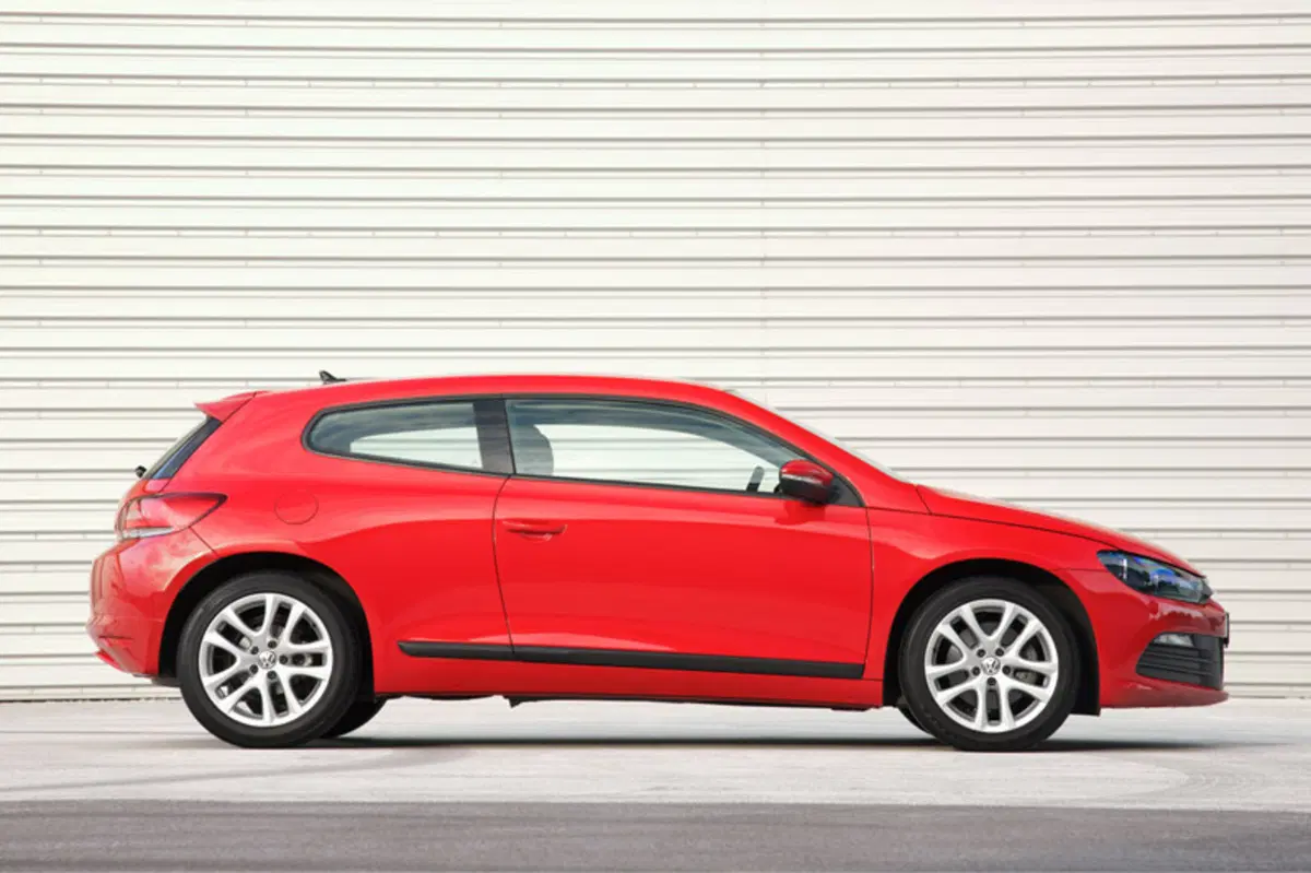 Volkswagen Scirocco (2008-14) (13)