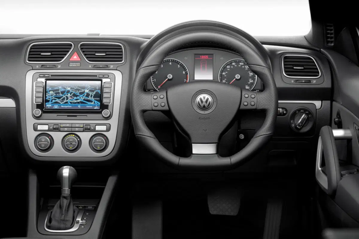 Volkswagen Scirocco (2008-14) (30)