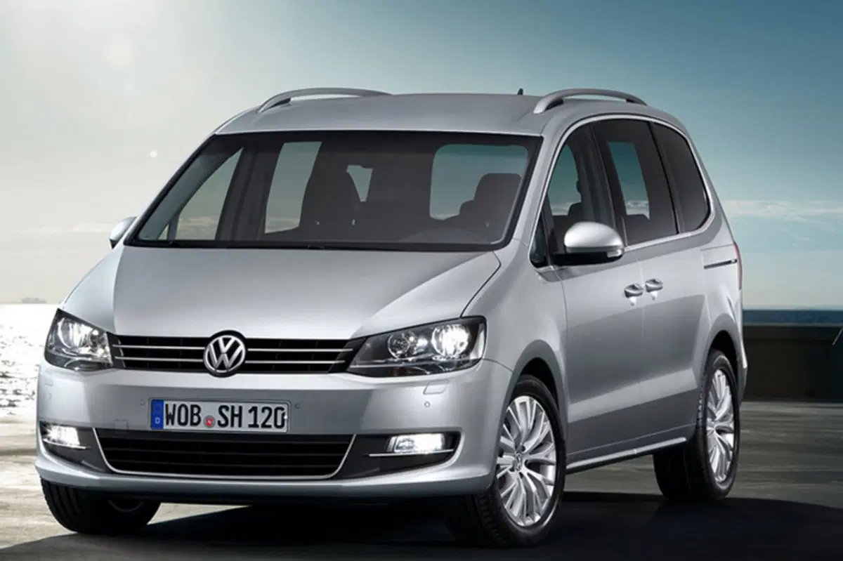 Volkswagen Sharan 2.0 TDI 177 CV SCR DSG Executive BlueMotion Tech. (30)