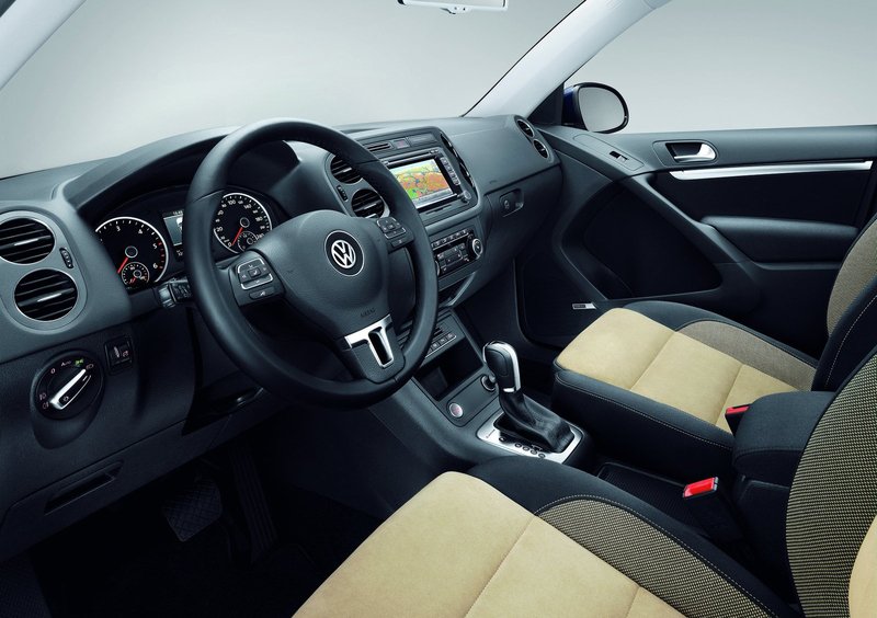 Volkswagen Tiguan (2007-16) (17)