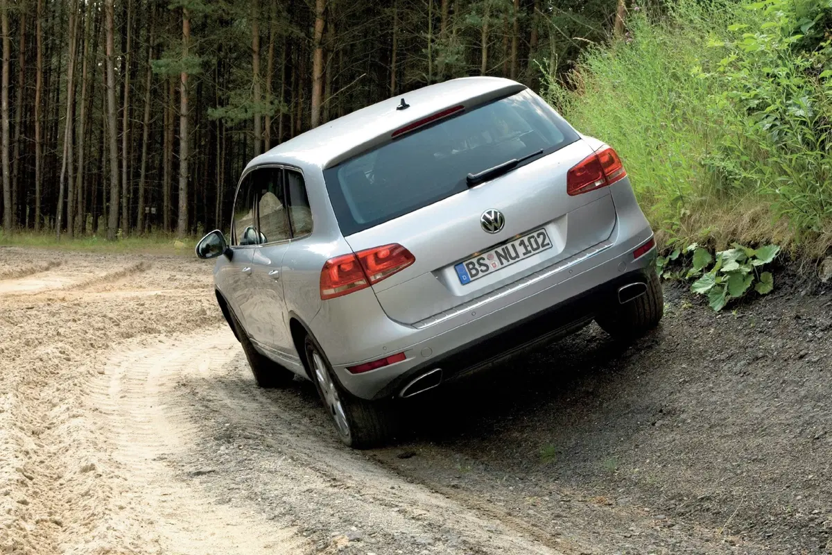 Volkswagen Touareg 4.2 V8 TDI tiptronic (11)
