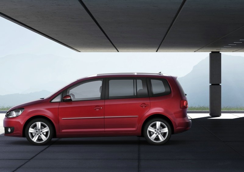Volkswagen Touran (2010-15) (5)