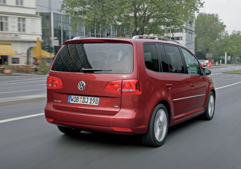 Volkswagen Touran (2010-15) (6)