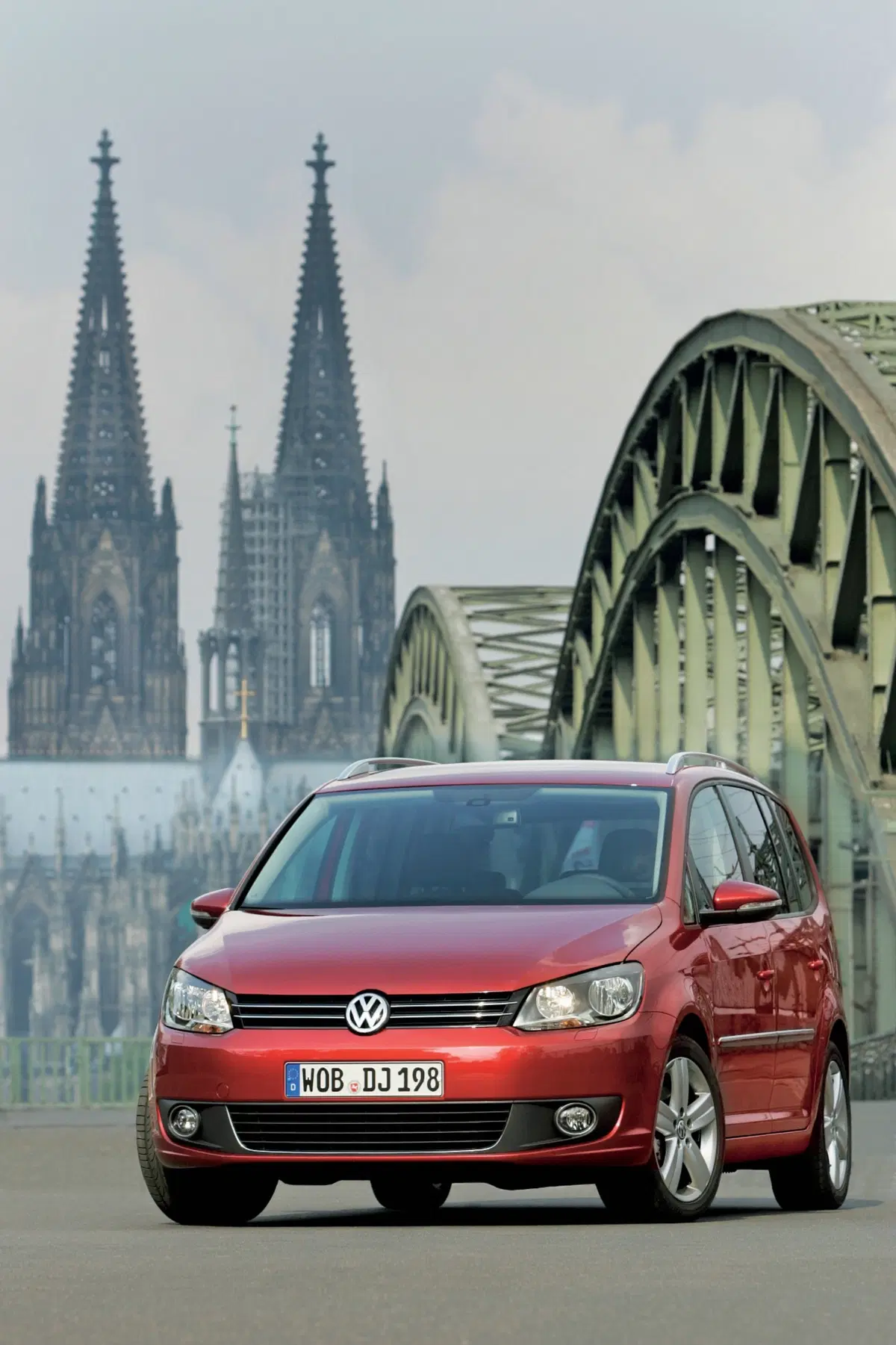 Volkswagen Touran 1.4 TSI Trendline EcoFuel (9)