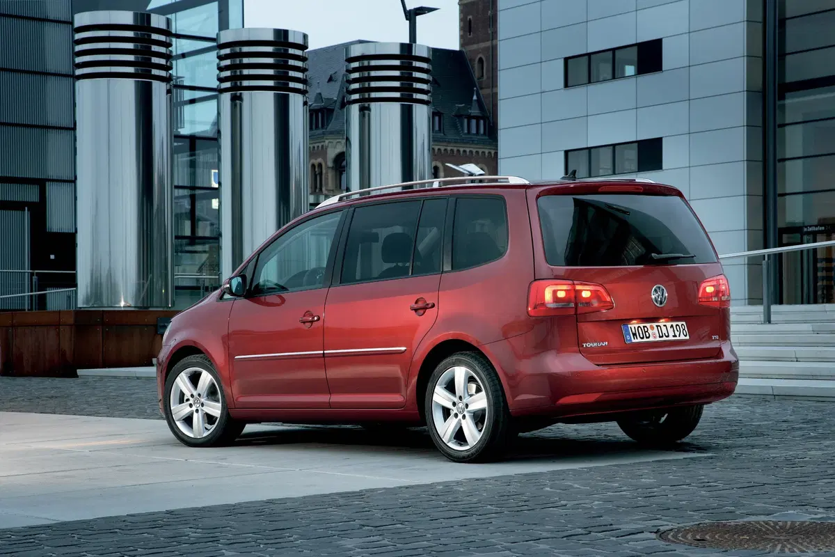 Volkswagen Touran 1.4 TSI Trendline EcoFuel (10)