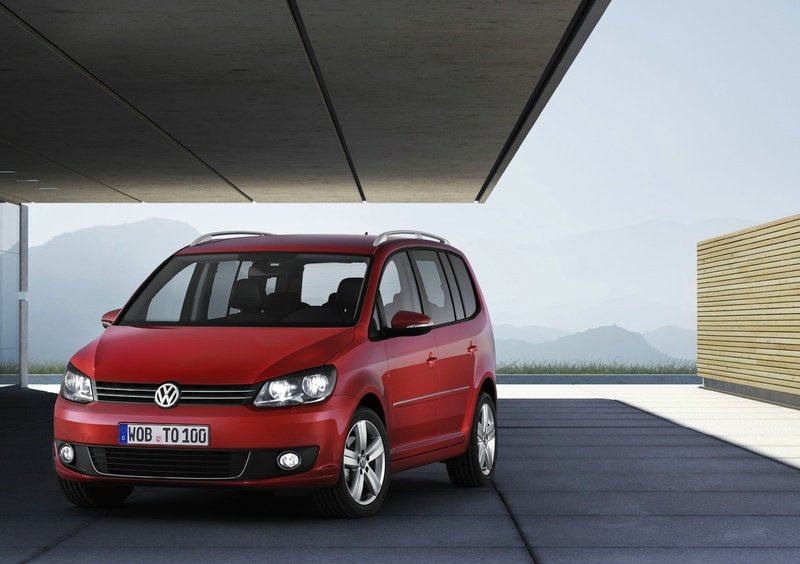 Volkswagen Touran (2010-15) (13)