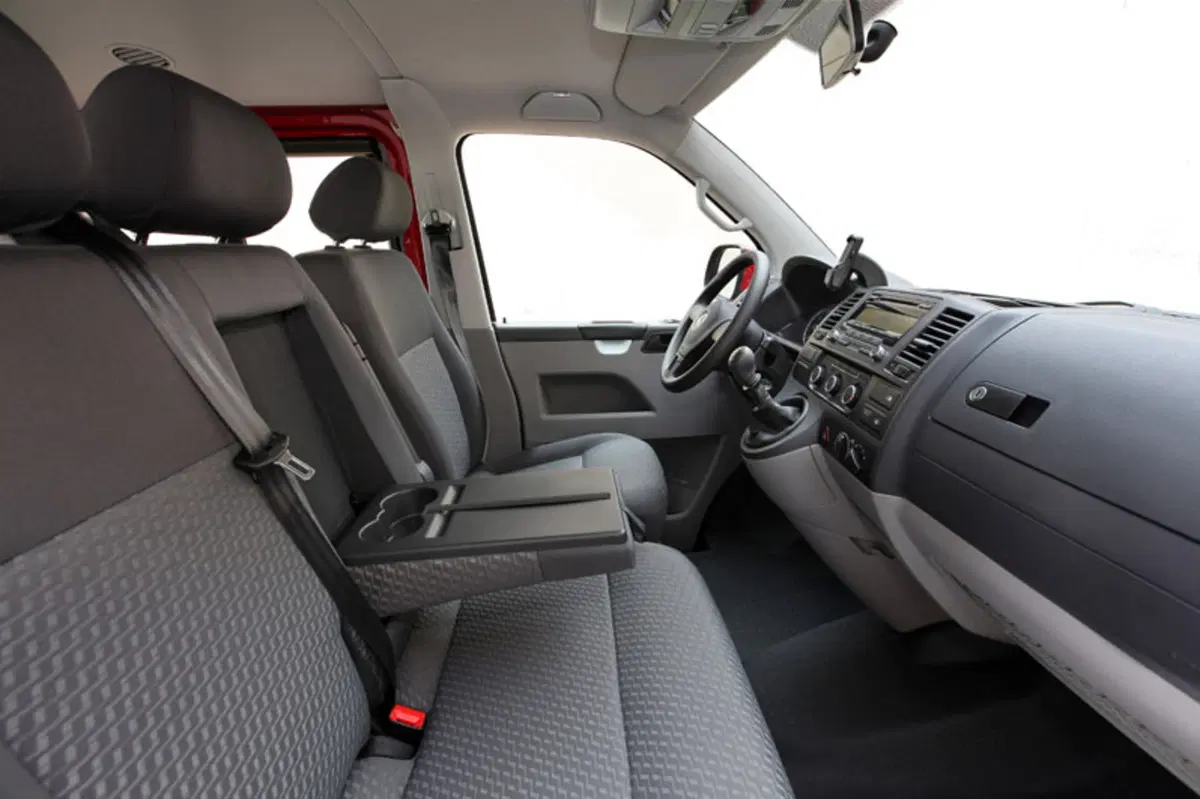 Volkswagen Veicoli Commerciali Transporter Furgone (2009-15) (4)