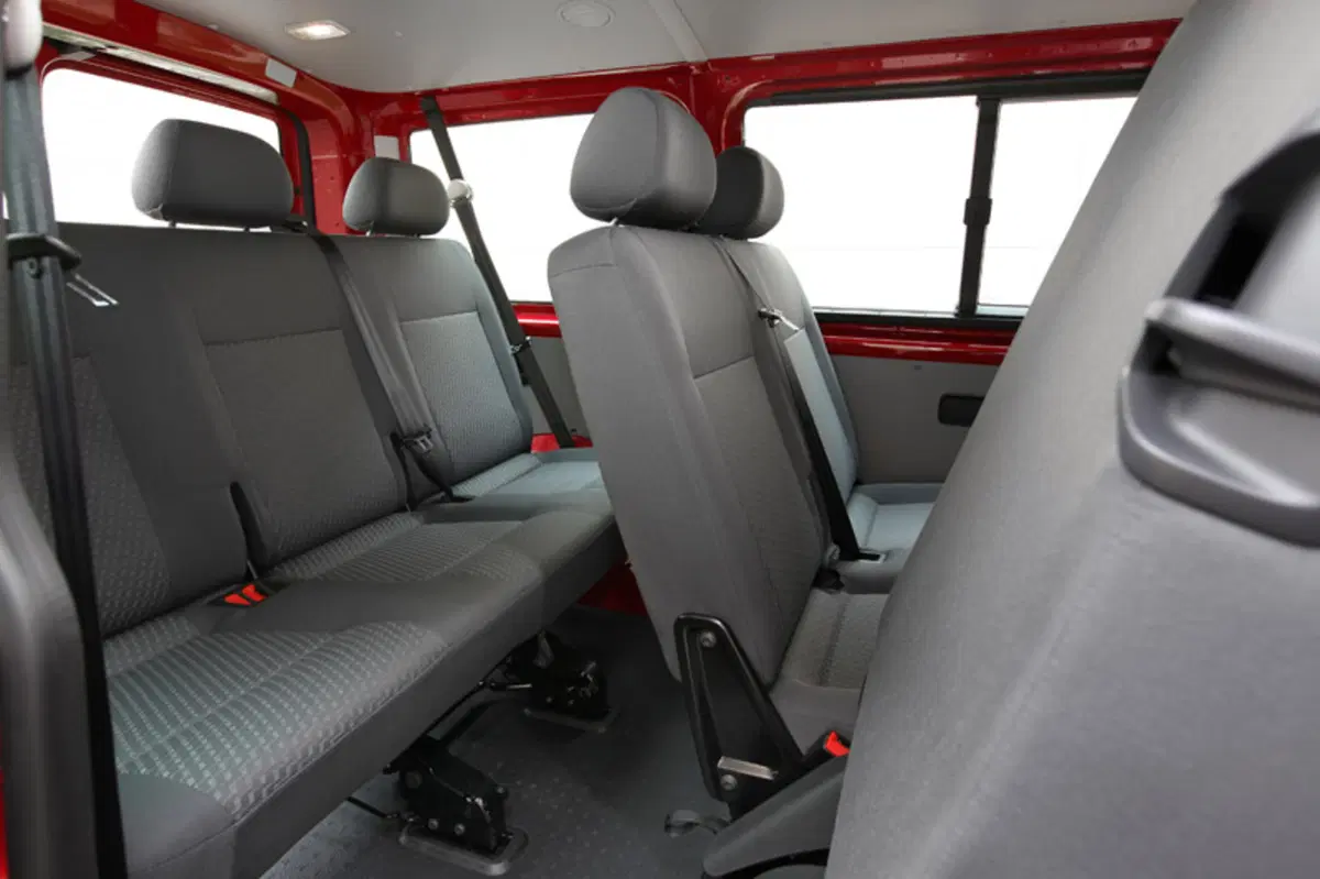 Volkswagen Veicoli Commerciali Transporter Furgone (2009-15) (5)