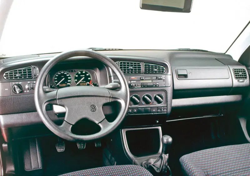Volkswagen Vento (1992-98) (3)