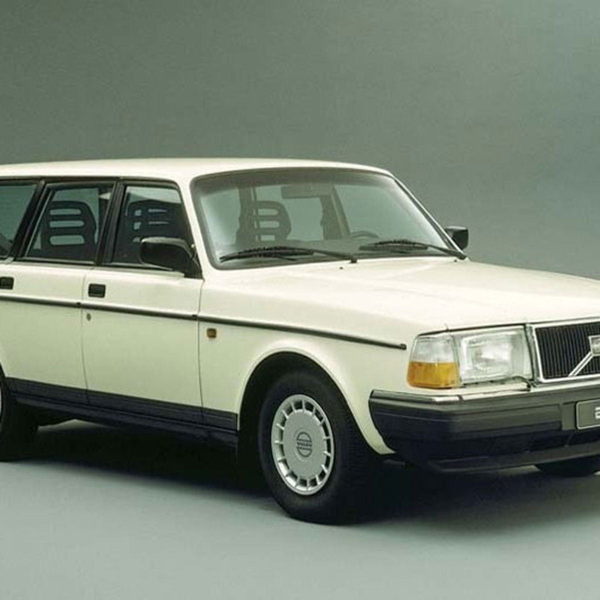 Volvo 240 Station Wagon (1984-93)