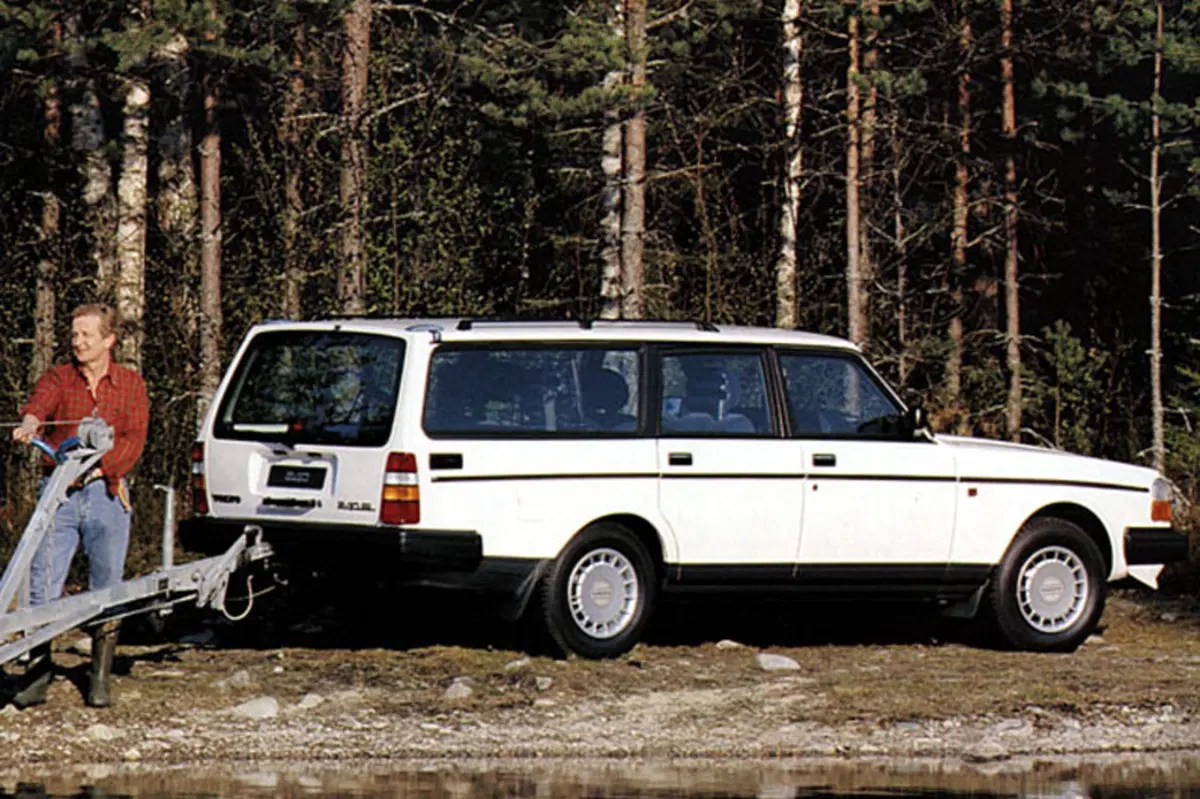 Volvo 240 Station Wagon (1984-93) (3)