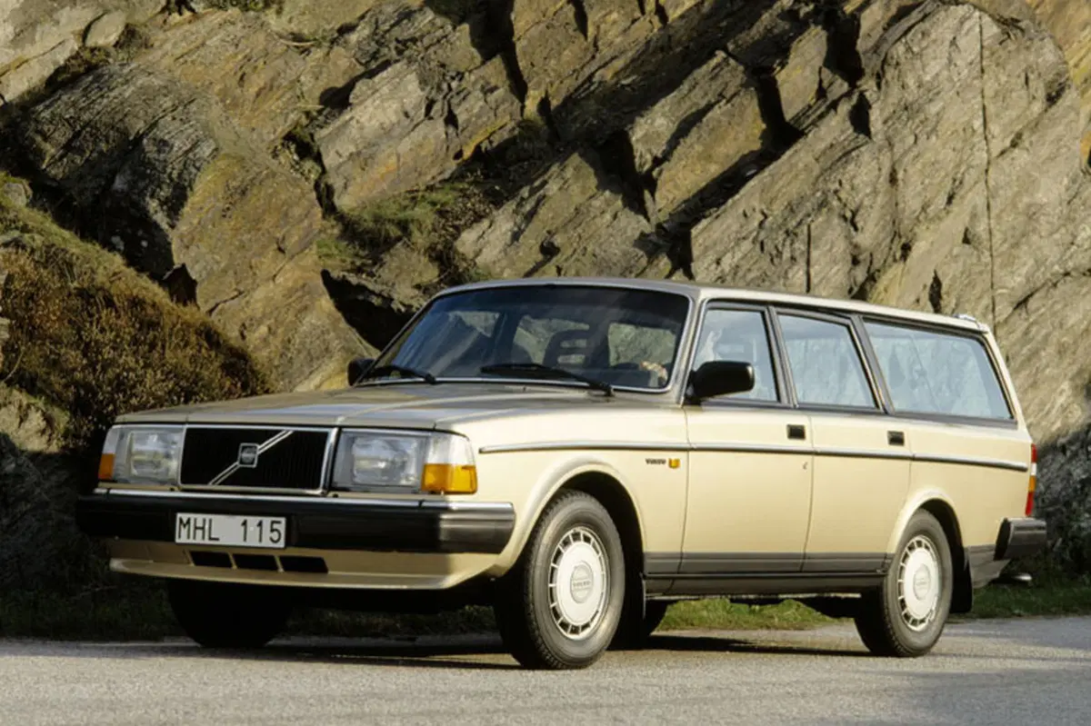 Volvo 240 Station Wagon (1984-93) (4)